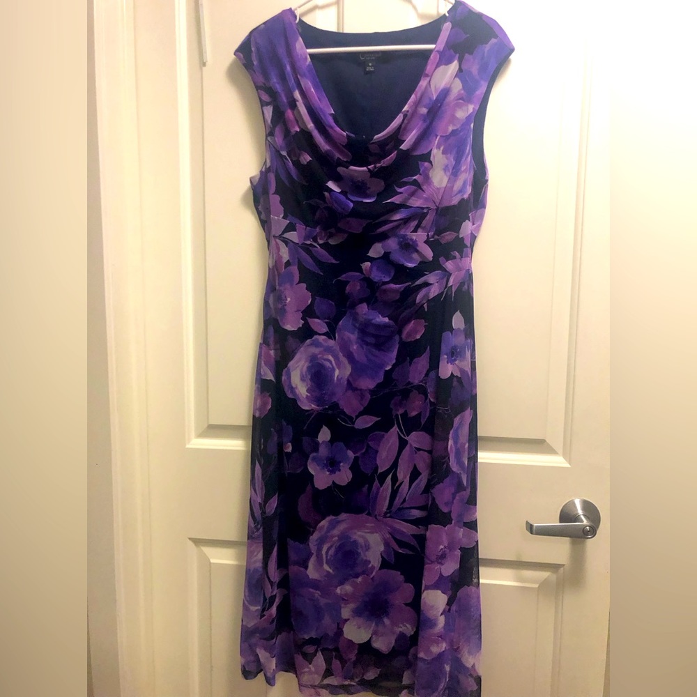Connected Apparel Ladies Beautiful Purple Sleeveless Ruched Dress Sz 16 stretchy